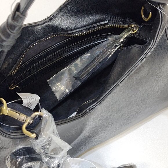 Time & Tru River Shoulder Bag Boho Med Faux Leather Zipper Pockets Gold Accents - Picture 3 of 12